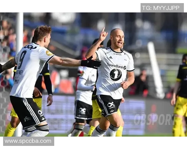 从贝克咸到施丹粤语足球星译名中的文化趣味与语言魅力 从贝克咸到施丹粤语足球星译名中的文化趣味与语言魅力