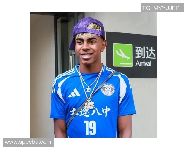 拉伊卜身上有多少颗足球星象征他在赛场上的辉煌成就 拉伊卜身上有多少颗足球星象征他在赛场上的辉煌成就